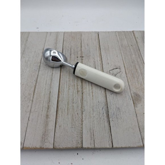 Metal Chrome Plastic White Ice Cream Scoop 8" Advertising - Picture 4 of 6